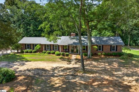 618 Racetrack Road Woodruff SC 29388