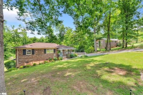 16 Theodore Circle Greenville SC 29611