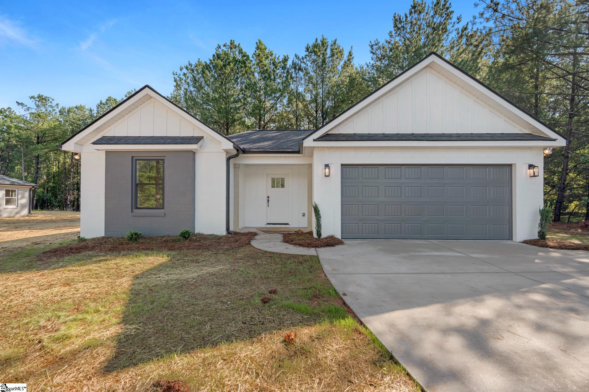 410 N Palmetto Street Liberty SC 29657