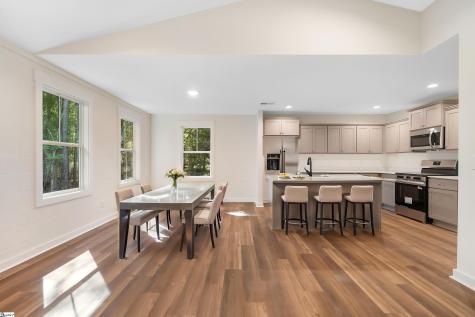 410 N Palmetto Street Liberty SC 29657