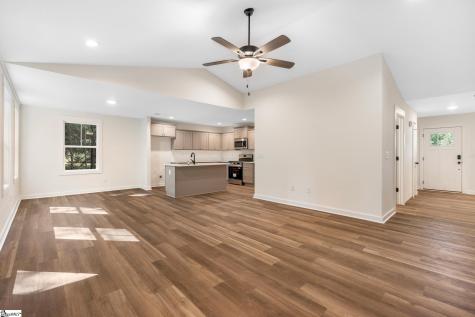 410 N Palmetto Street Liberty SC 29657