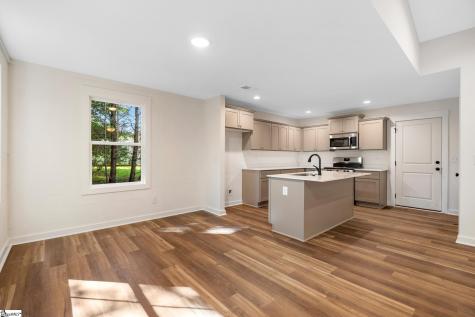 410 N Palmetto Street Liberty SC 29657