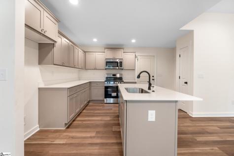 410 N Palmetto Street Liberty SC 29657