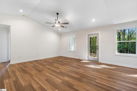 410 N Palmetto Street Liberty SC 29657