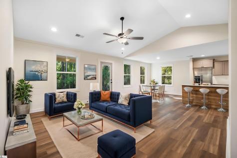 410 N Palmetto Street Liberty SC 29657