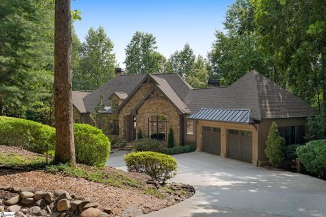 22 Lake Hills Lane Travelers Rest SC 29690