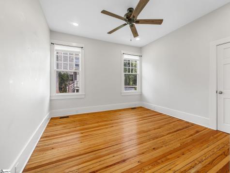 143 Broadway Avenue Tryon NC 28782