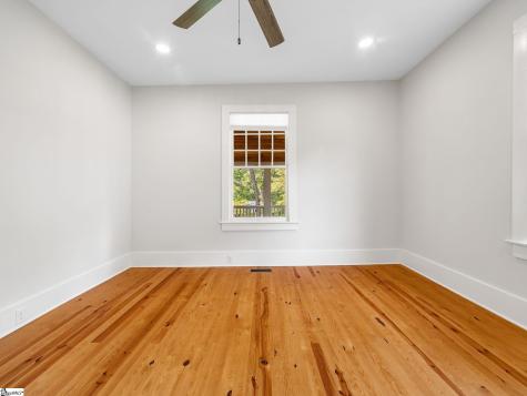 143 Broadway Avenue Tryon NC 28782
