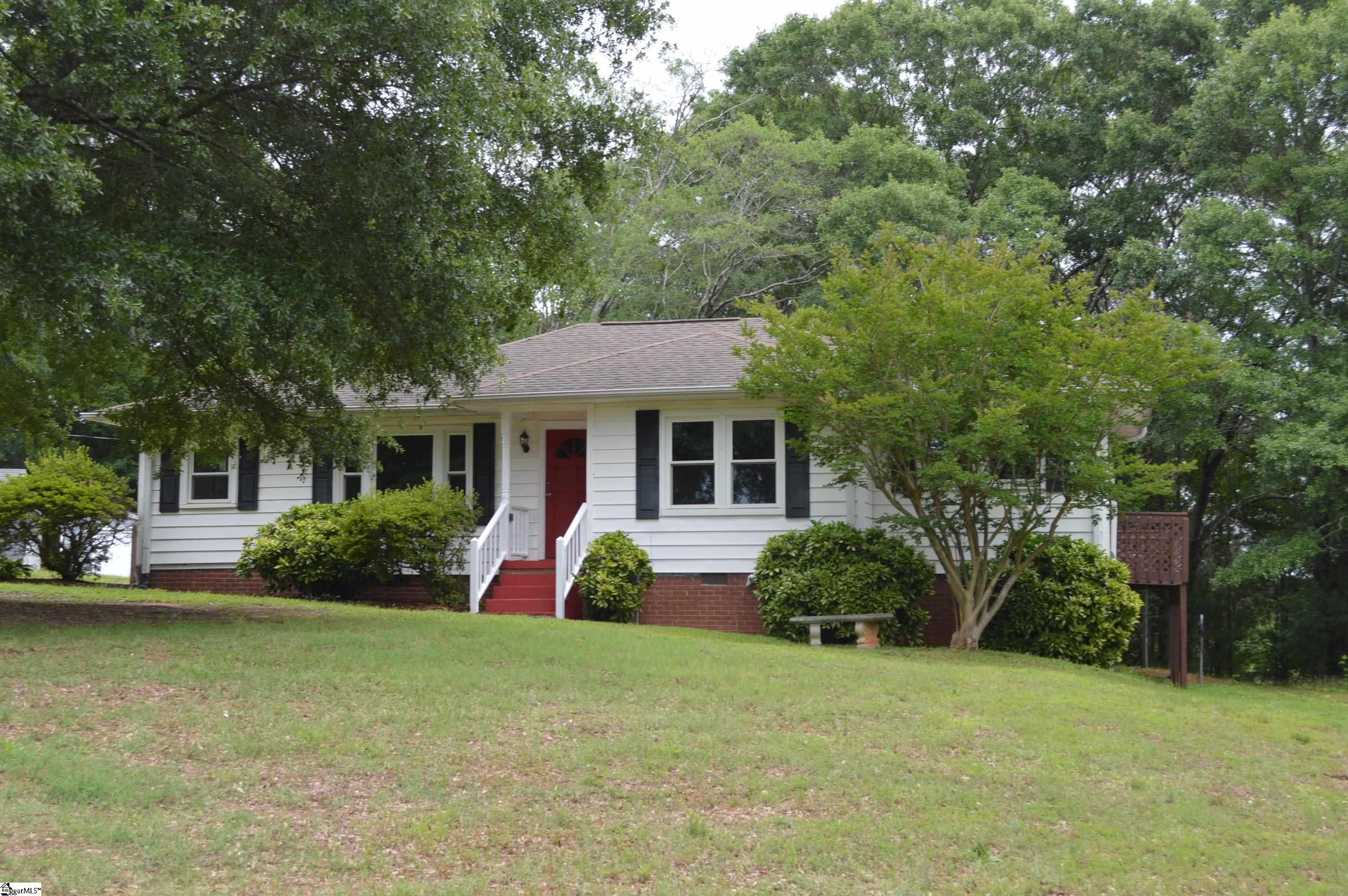 521 S Spencer Street Duncan SC 29334