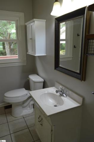 521 S Spencer Street Duncan SC 29334