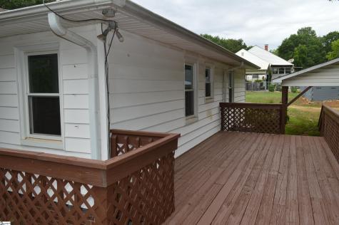 521 S Spencer Street Duncan SC 29334