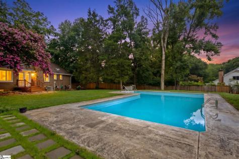 114 Woodhill Lane Simpsonville SC 29681