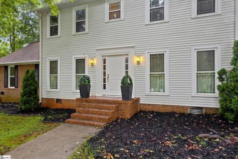 114 Woodhill Lane Simpsonville SC 29681