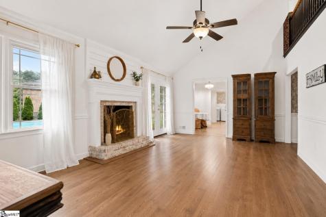 114 Woodhill Lane Simpsonville SC 29681