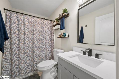 129 Holloway Boulevard Belton SC 29627