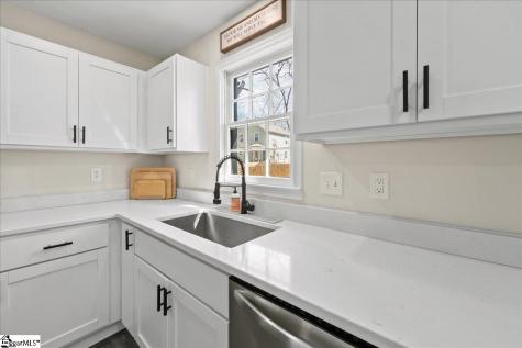 129 Holloway Boulevard Belton SC 29627