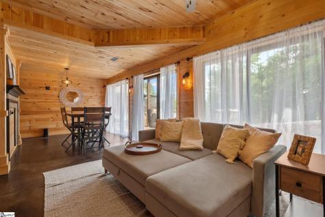125 Briar Court Seneca SC 29672