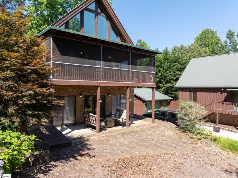 125 Briar Court Seneca SC 29672