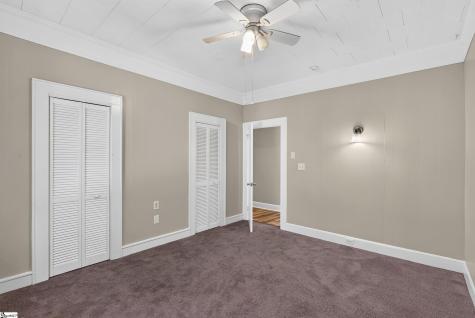 19 N Washington Avenue Greenville SC 29611