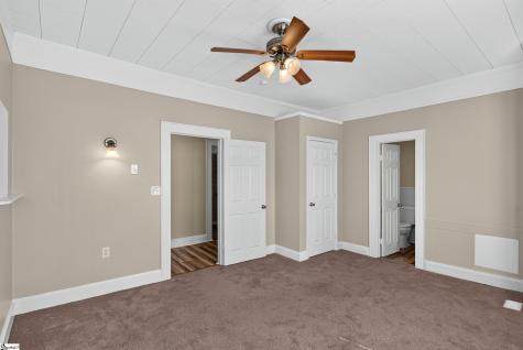19 N Washington Avenue Greenville SC 29611