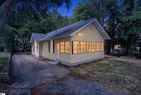 19 N Washington Avenue Greenville SC 29611
