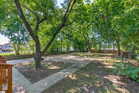 19 N Washington Avenue Greenville SC 29611
