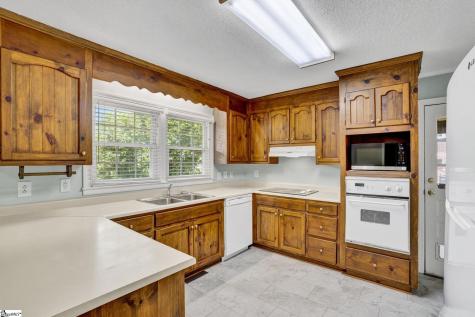 12 Mcswain Drive Greenville SC 29615