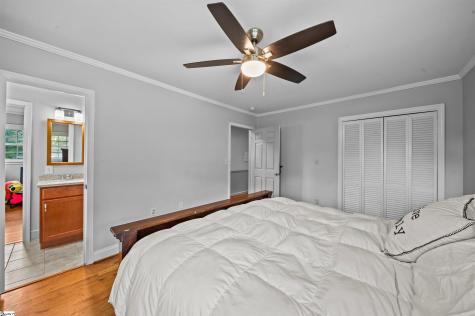 3 Annette Drive Greenville SC 29615