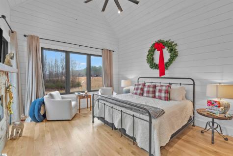 1425 S Harper Street Laurens SC 29360
