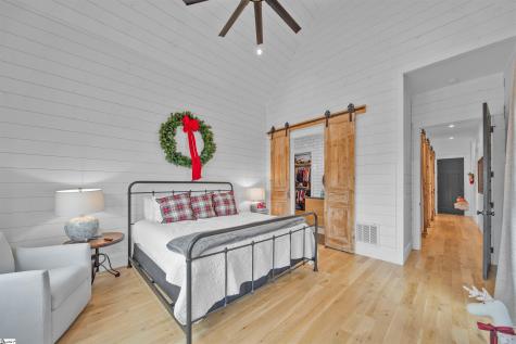 1425 S Harper Street Laurens SC 29360