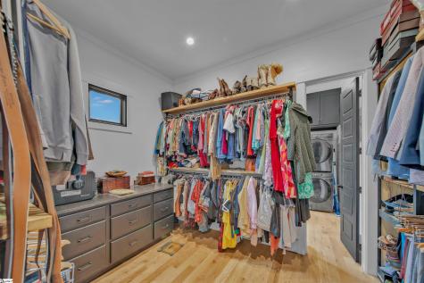 1425 S Harper Street Laurens SC 29360