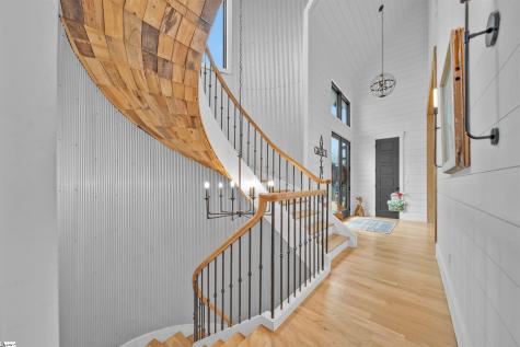 1425 S Harper Street Laurens SC 29360