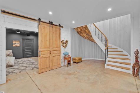 1425 S Harper Street Laurens SC 29360