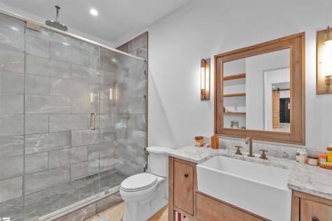 1425 S Harper Street Laurens SC 29360