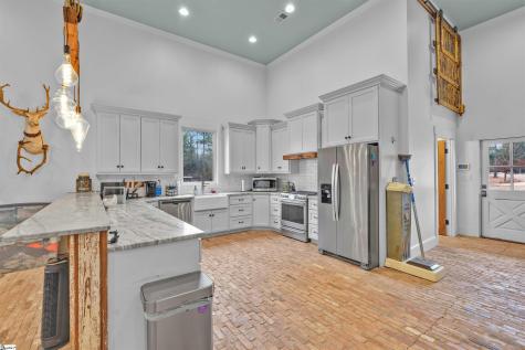1425 S Harper Street Laurens SC 29360