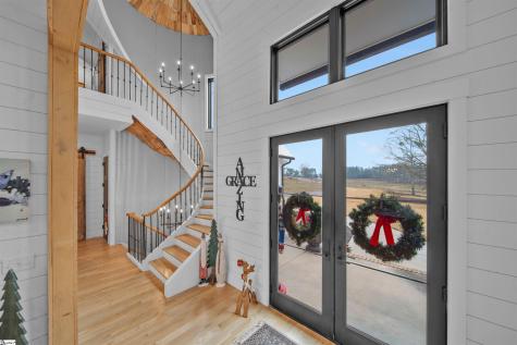 1425 S Harper Street Laurens SC 29360