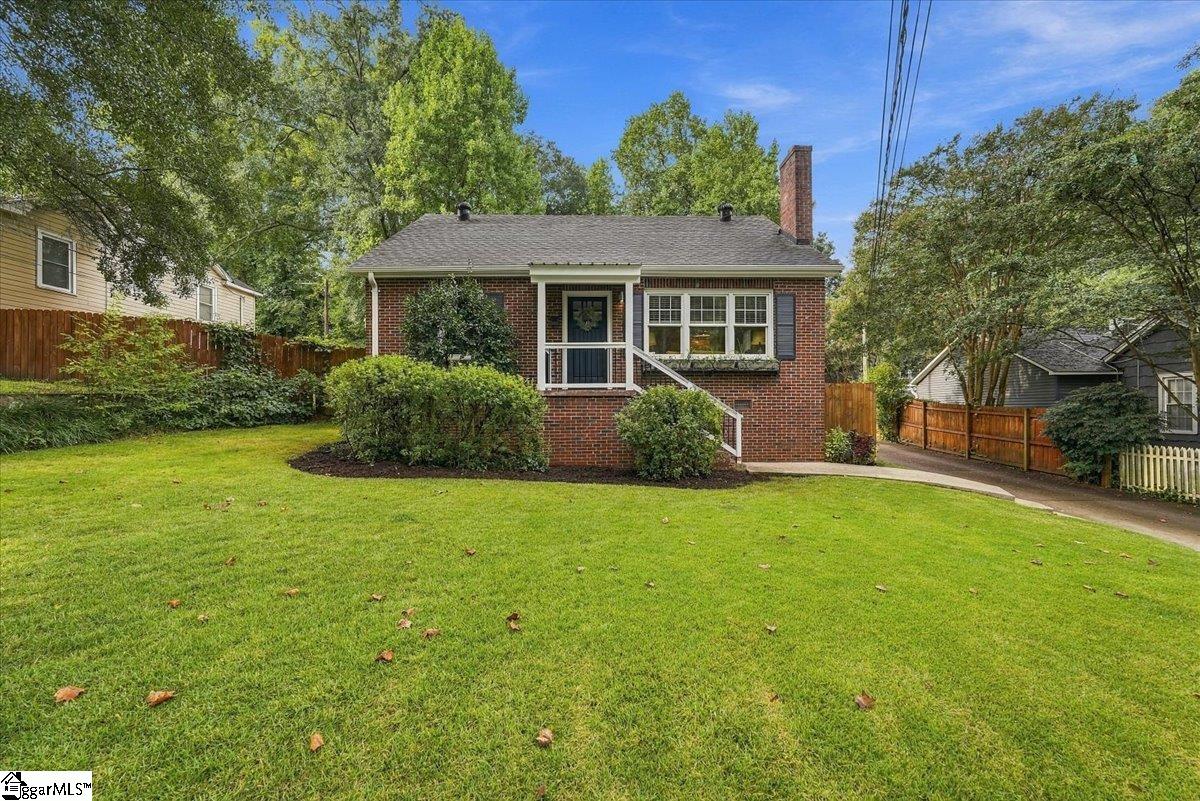8 Charlotte Street Greenville SC 29607