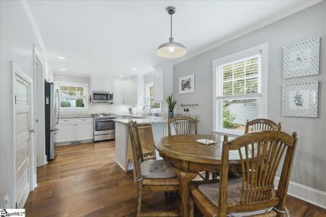 8 Charlotte Street Greenville SC 29607