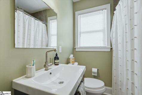 8 Charlotte Street Greenville SC 29607