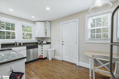 8 Charlotte Street Greenville SC 29607