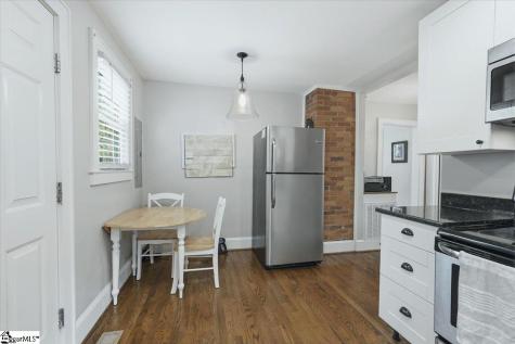 8 Charlotte Street Greenville SC 29607