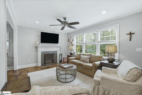 8 Charlotte Street Greenville SC 29607