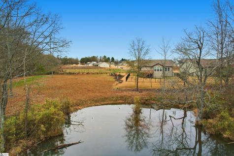 352 Dogwood Trail Campobello SC 29322