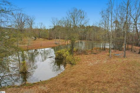 352 Dogwood Trail Campobello SC 29322