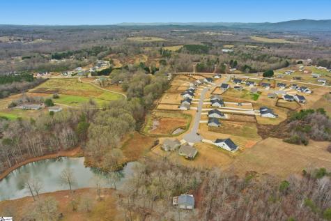 352 Dogwood Trail Campobello SC 29322