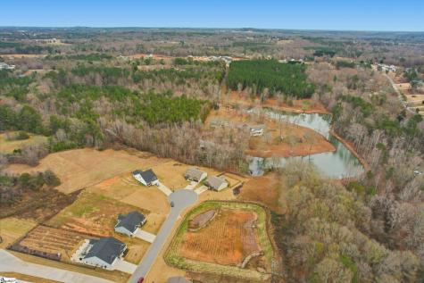 352 Dogwood Trail Campobello SC 29322