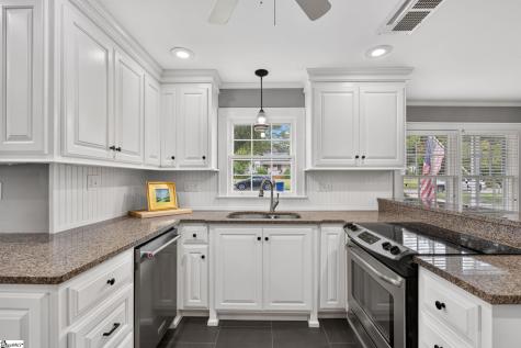 205 Carolina Avenue Greenville SC 29607