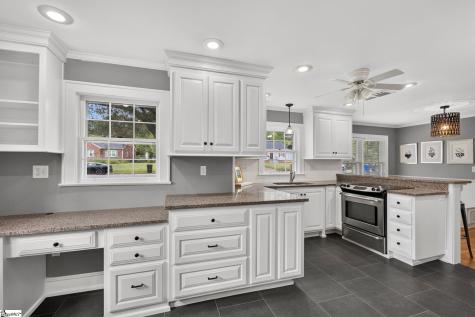 205 Carolina Avenue Greenville SC 29607