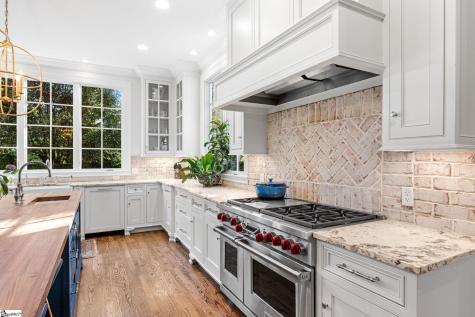 225 W Faris Road Greenville SC 29605