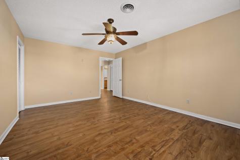 77 Chestnut Street Tryon NC 28782